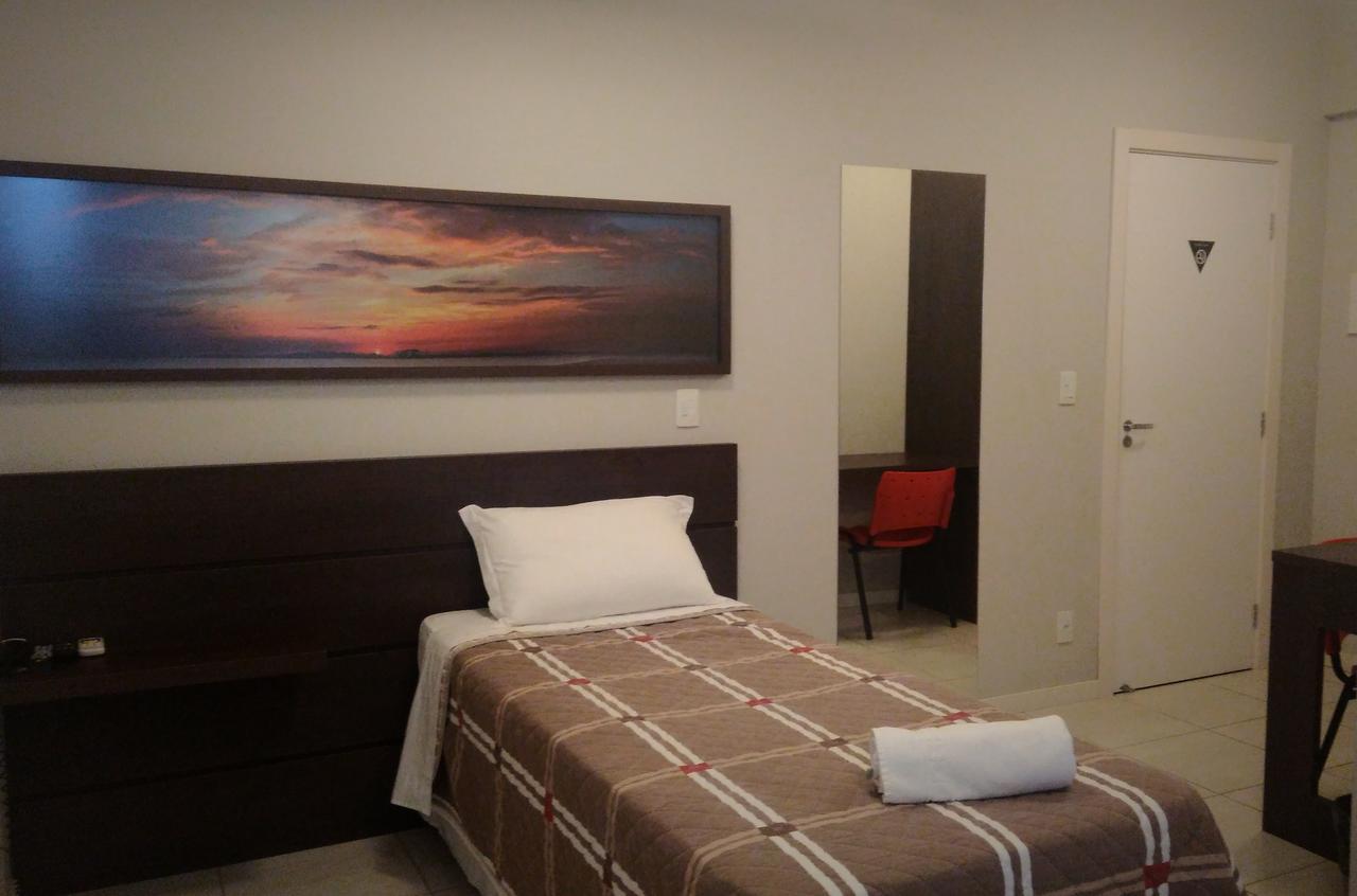 Hotel Colibris Lontras エクステリア 写真