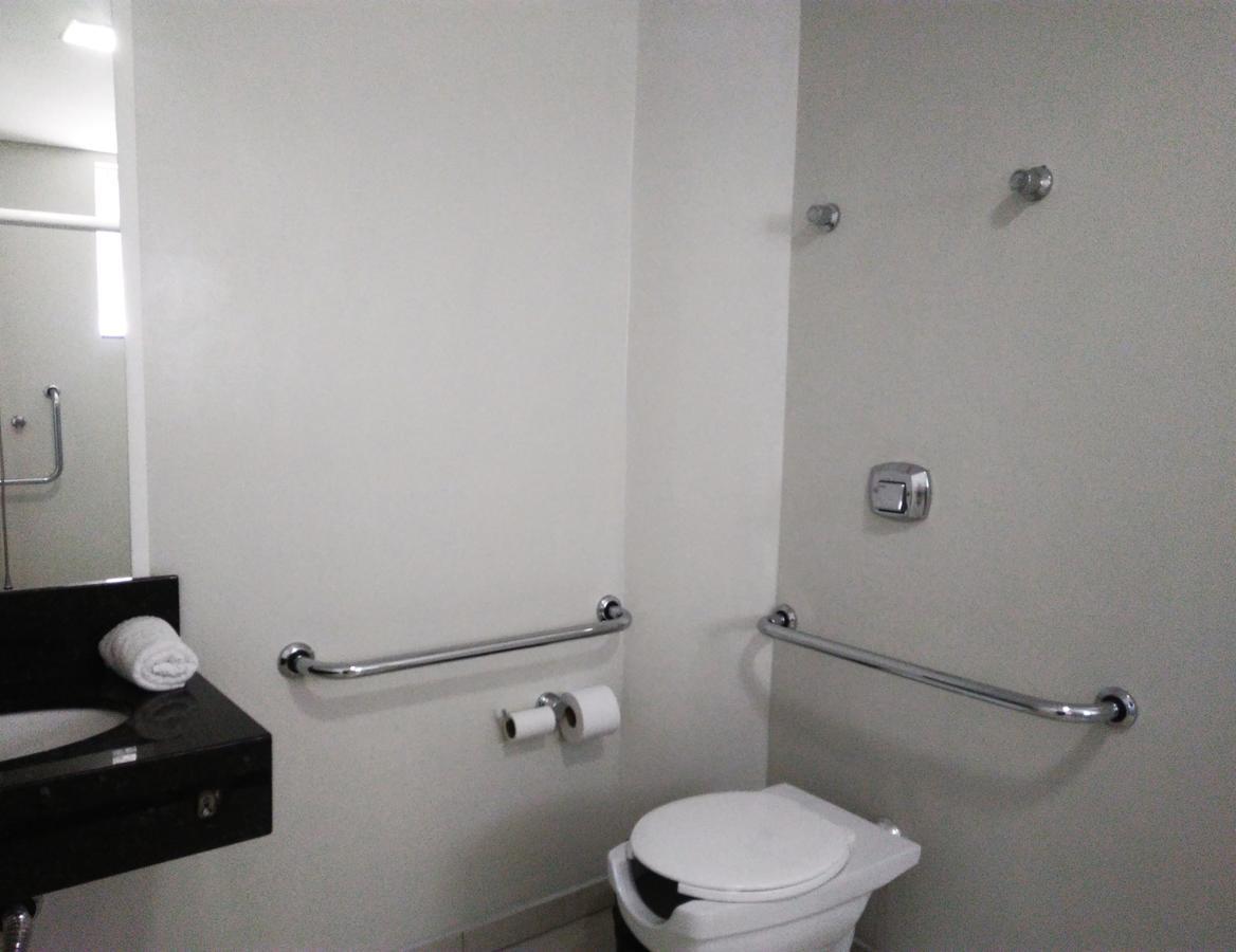 Hotel Colibris Lontras エクステリア 写真
